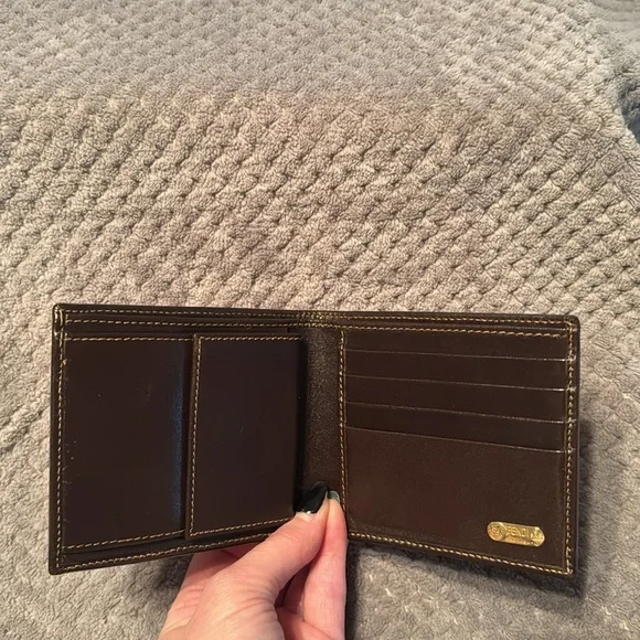 Fendi Men’s Zucca Logo Wallet - Picture 6 of 12